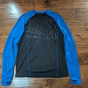 Lululemon Men's Blue and Black Long Sleeve Athletic Top Size Large